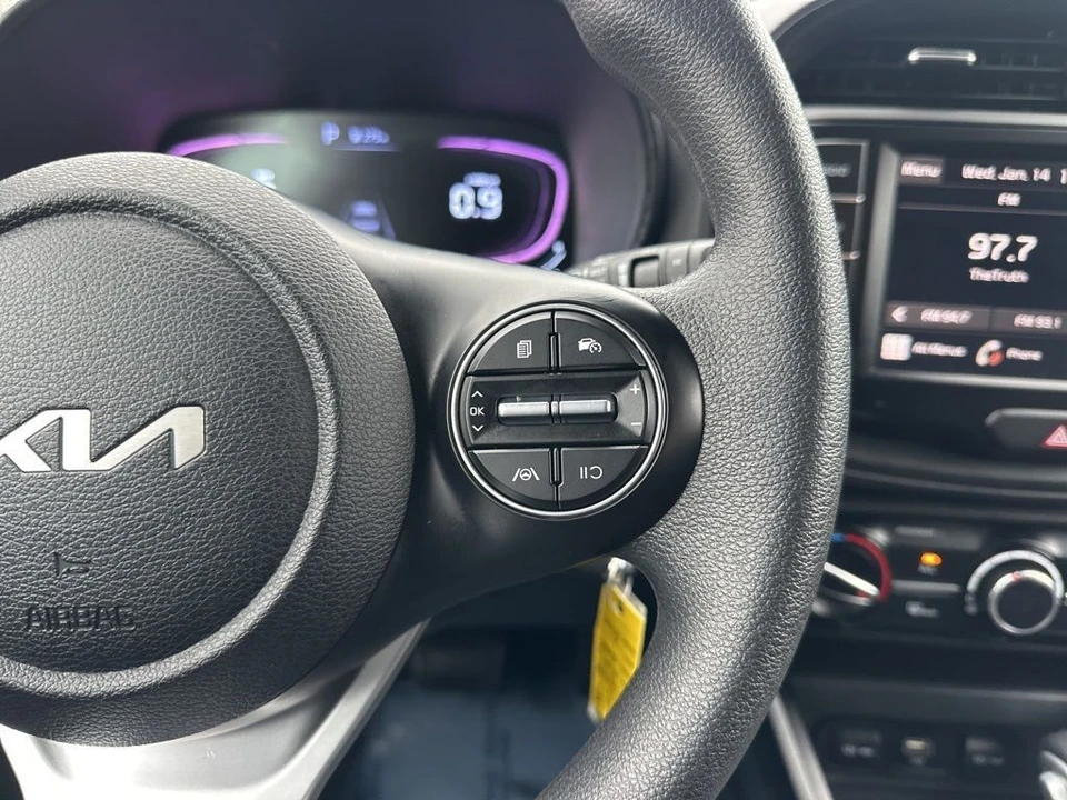 2024 Kia Soul - Image 14 of 21