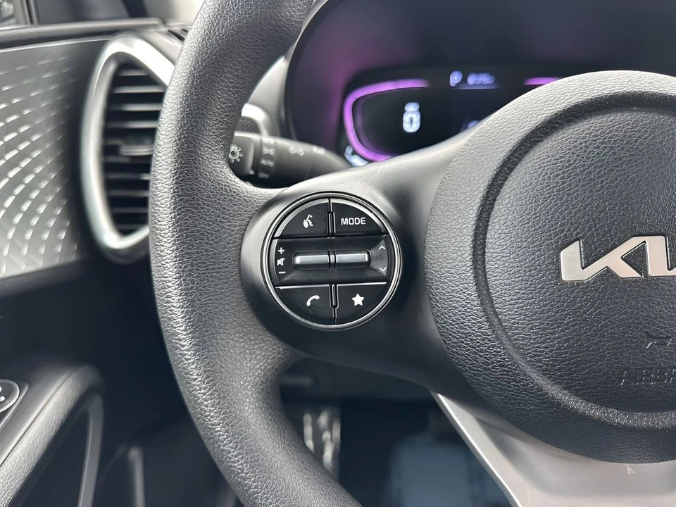 2024 Kia Soul - Image 13 of 21