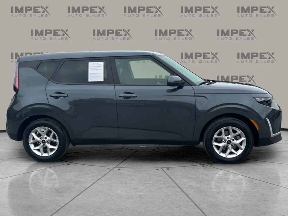 2024 Kia Soul - Image 6 of 12