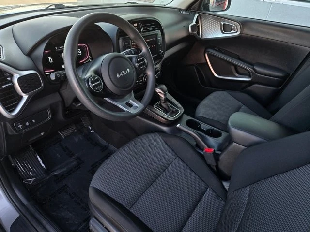 2024 Kia Soul - Image 7 of 12