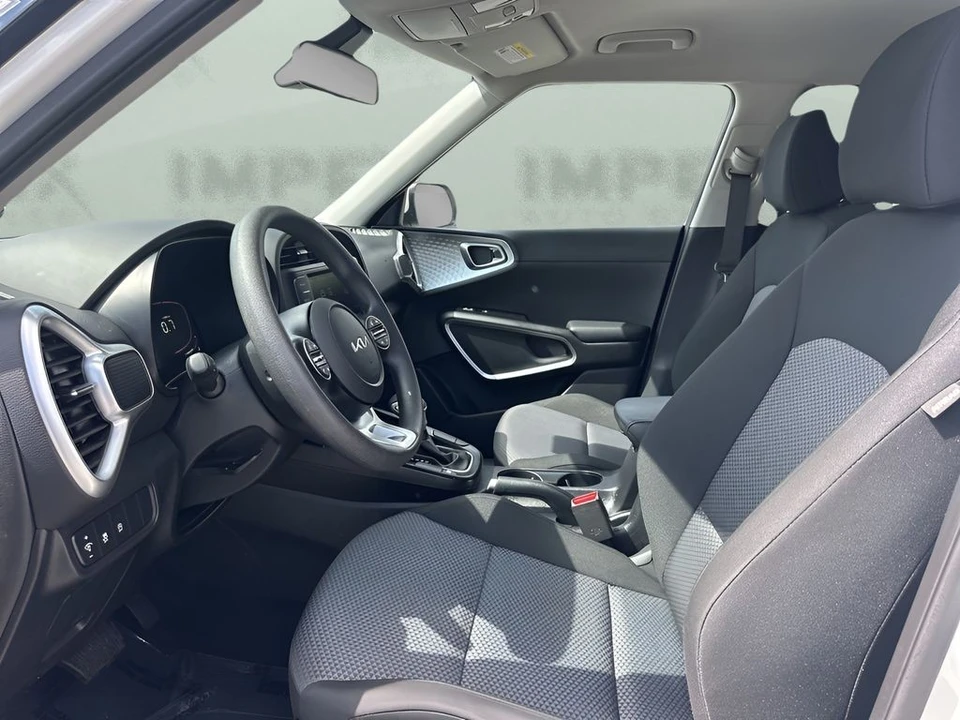 2024 Kia Soul - Image 9 of 12