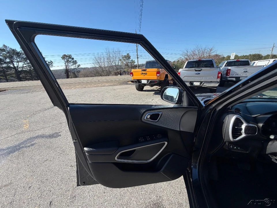 2024 Kia Soul - Image 12 of 12