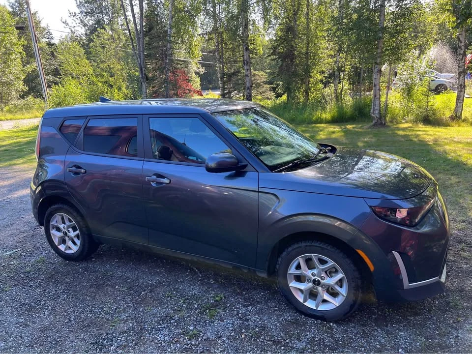 2024 Kia Soul - Image 2 of 10
