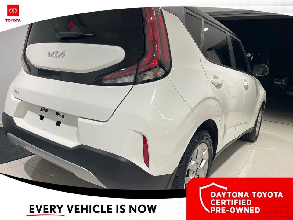 2024 Kia Soul - Image 9 of 12