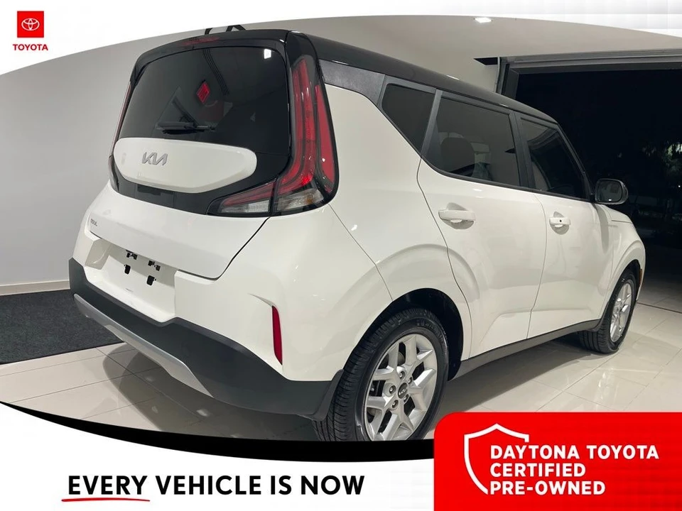 2024 Kia Soul - Image 8 of 12