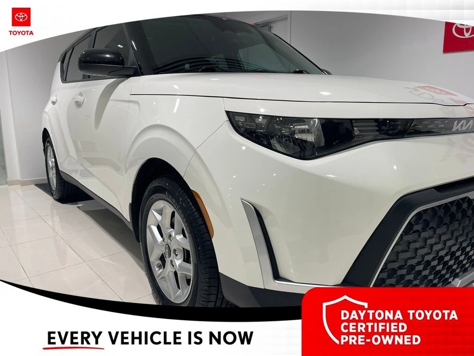 2024 Kia Soul - Image 2 of 12