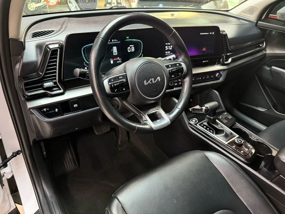 2024 Kia Sportage - Image 9 of 21