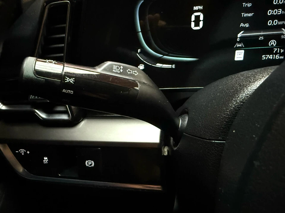 2024 Kia Sportage - Image 16 of 21