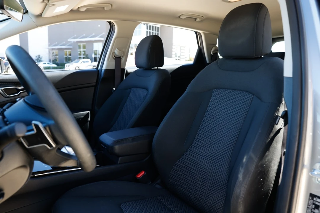2024 Kia Sportage - Image 7 of 21