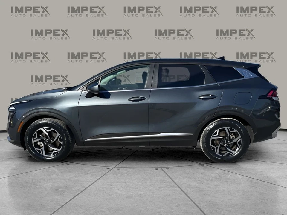 2024 Kia Sportage - Image 2 of 21