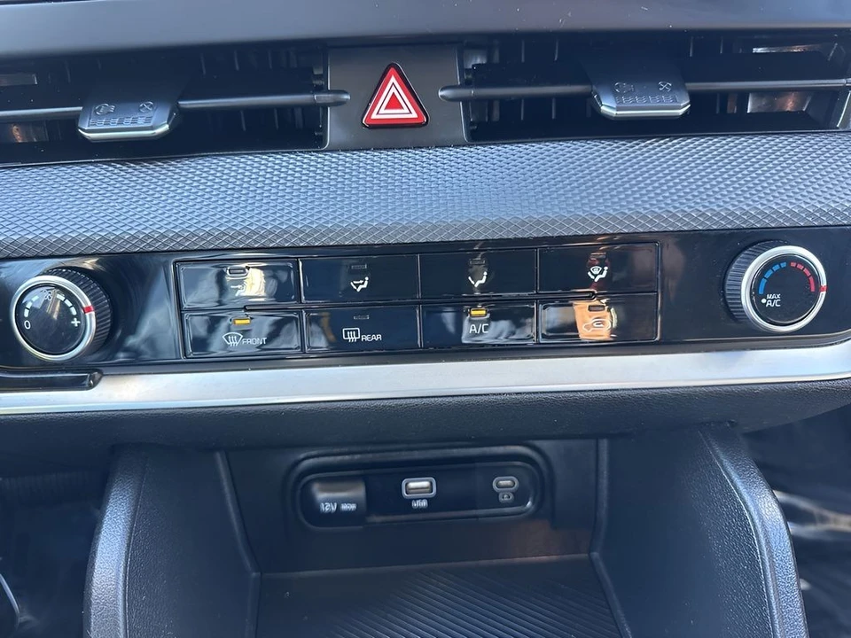 2024 Kia Sportage - Image 17 of 21