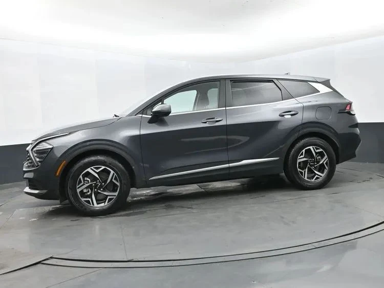 2024 Kia Sportage - Image 5 of 12