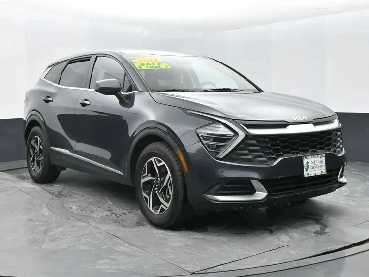 2024 Kia Sportage - Image 2 of 12