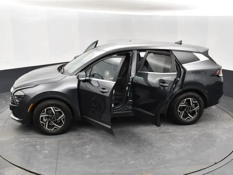 2024 Kia Sportage - Image 7 of 12