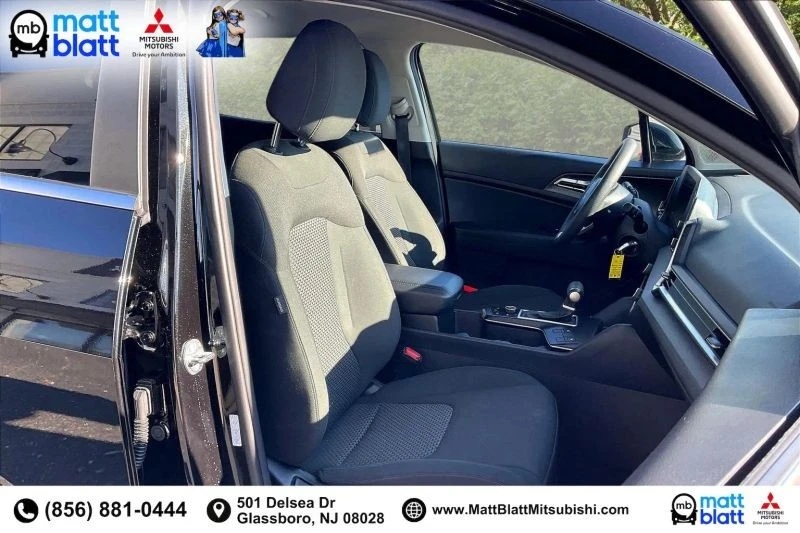 2024 Kia Sportage - Image 8 of 12