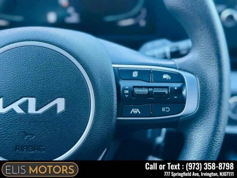 2024 Kia Sportage - Image 11 of 12