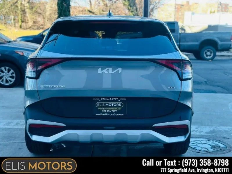 2024 Kia Sportage - Image 5 of 12
