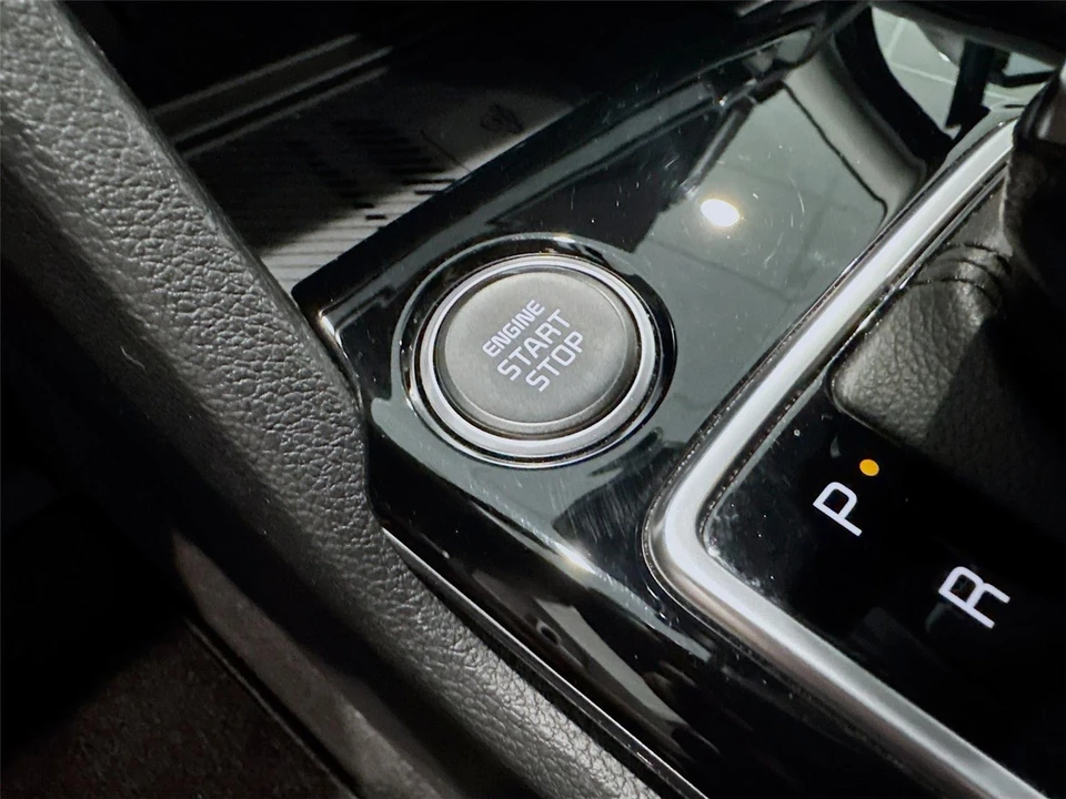 2024 Kia Sportage - Image 13 of 21
