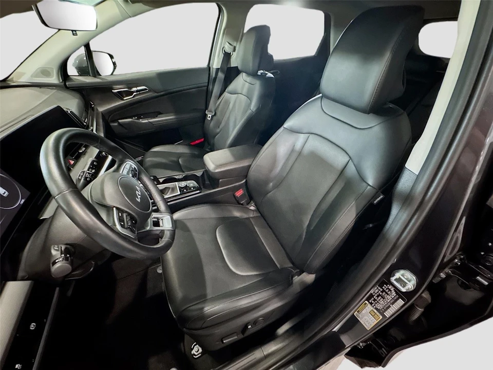 2024 Kia Sportage - Image 2 of 21