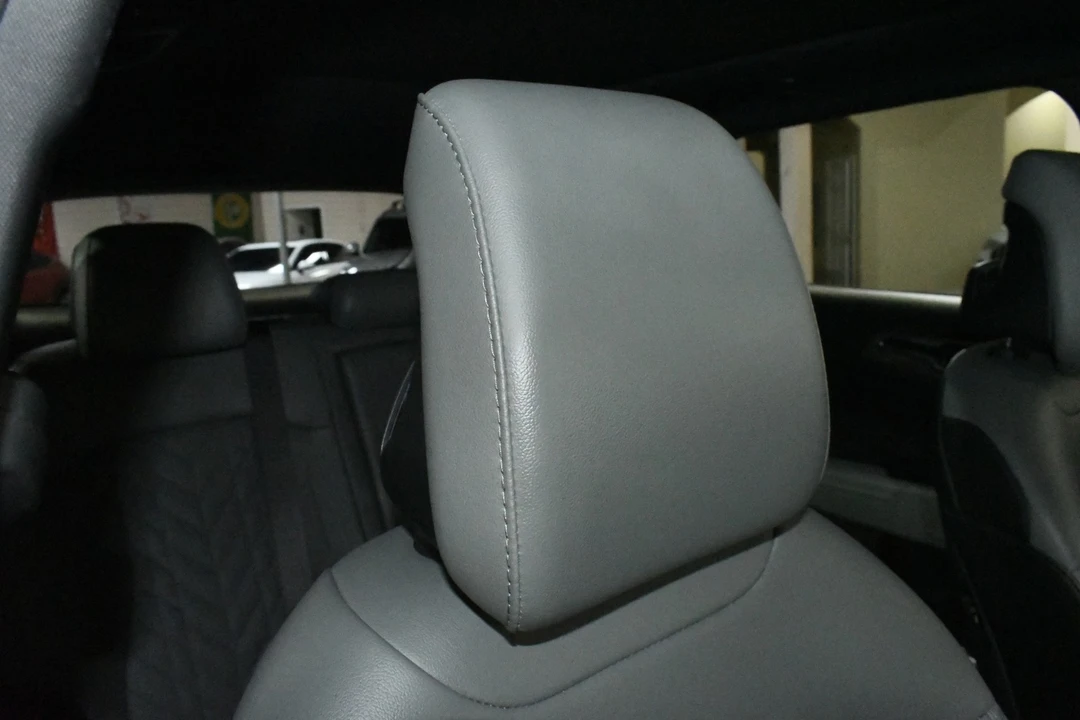 2024 Kia Sportage - Image 10 of 12