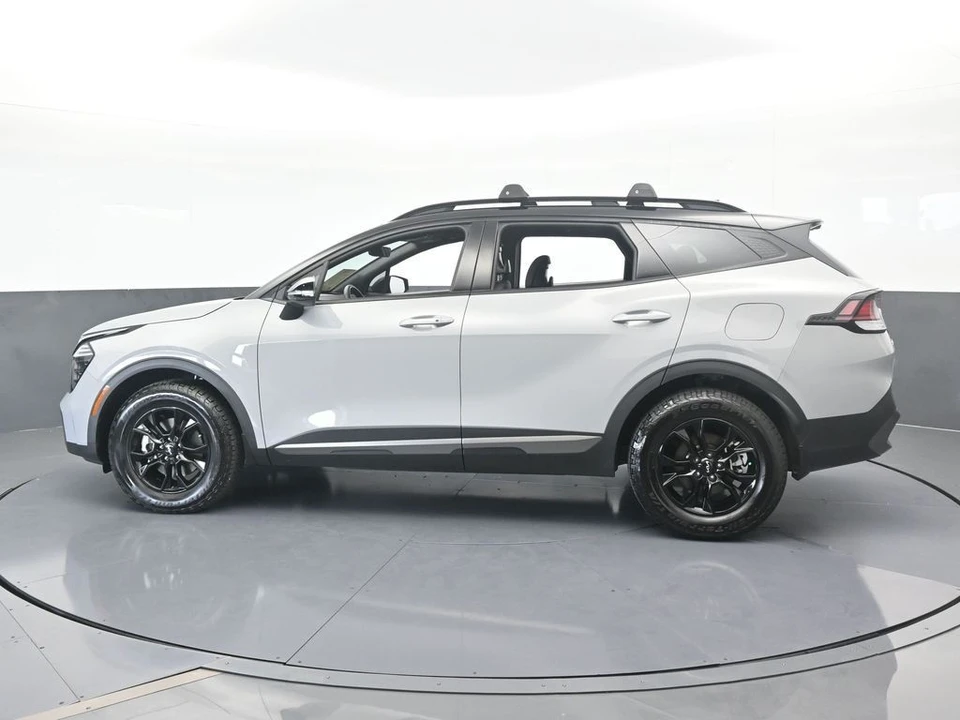 2024 Kia Sportage - Image 3 of 12