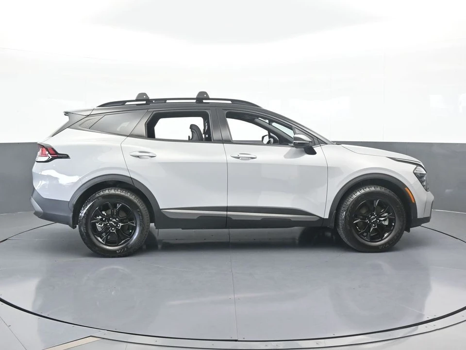 2024 Kia Sportage - Image 7 of 12