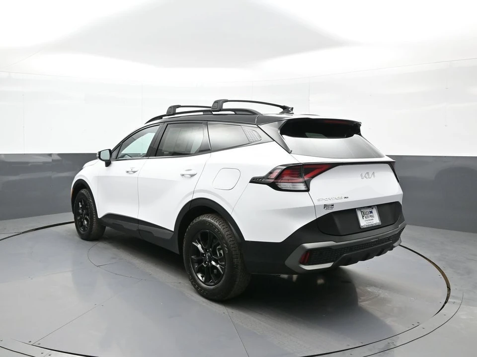 2024 Kia Sportage - Image 8 of 21