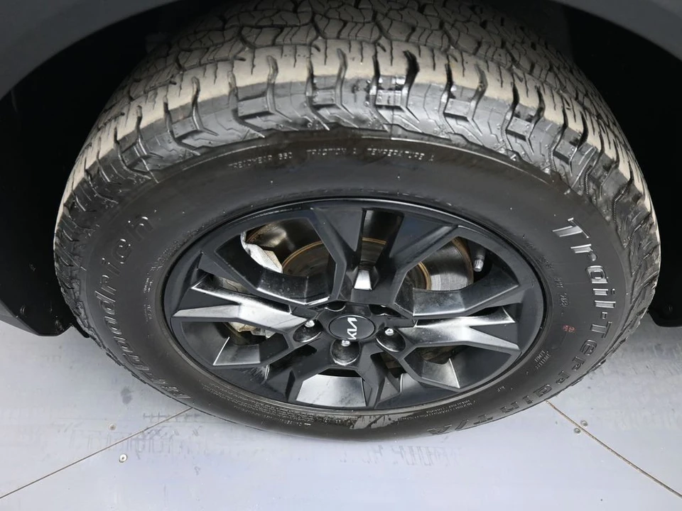 2024 Kia Sportage - Image 14 of 21