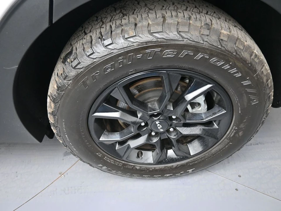2024 Kia Sportage - Image 15 of 21