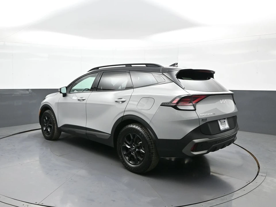 2024 Kia Sportage - Image 8 of 21