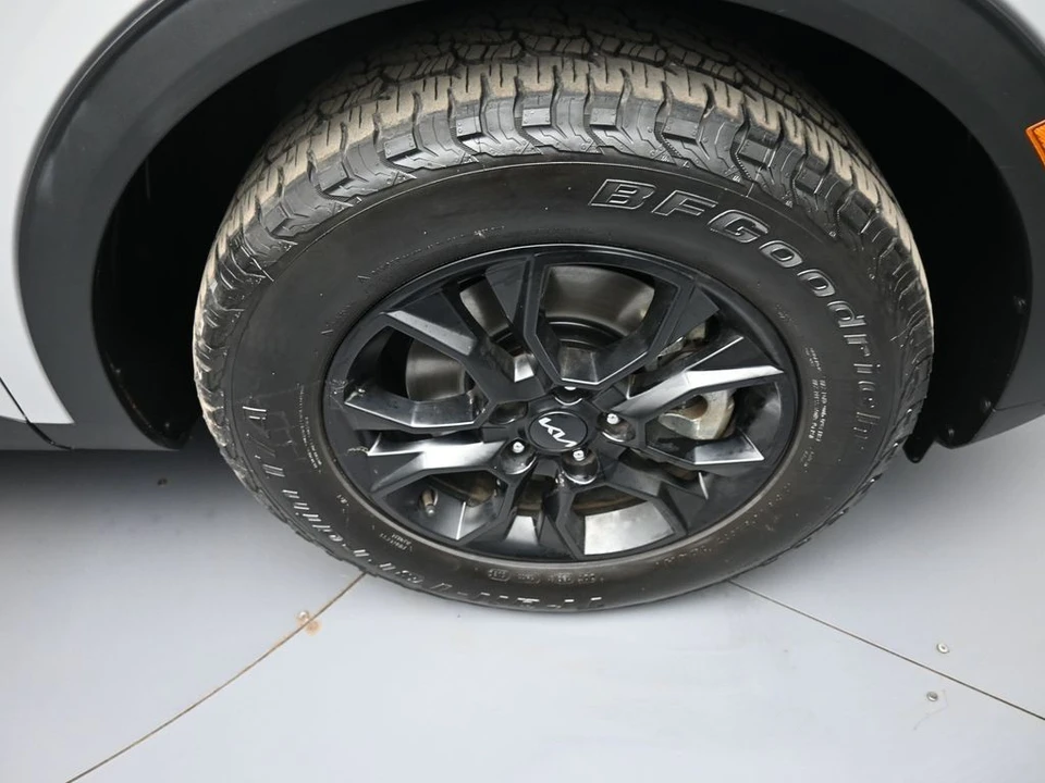 2024 Kia Sportage - Image 13 of 21