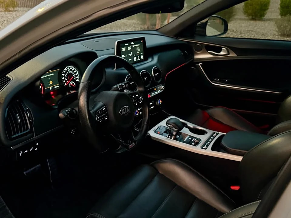 2024 Kia Stinger GT - Image 5 of 6
