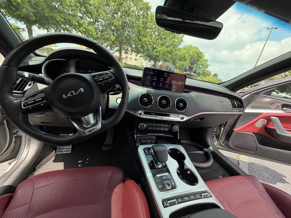 2024 Kia Stinger GT - Image 6 of 8