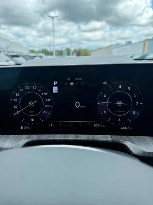 2024 Kia Telluride - Image 10 of 17