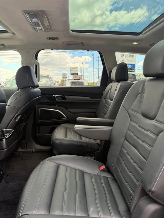 2024 Kia Telluride - Image 15 of 17