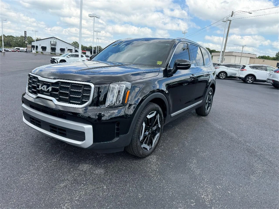 2024 Kia Telluride - Image 4 of 31