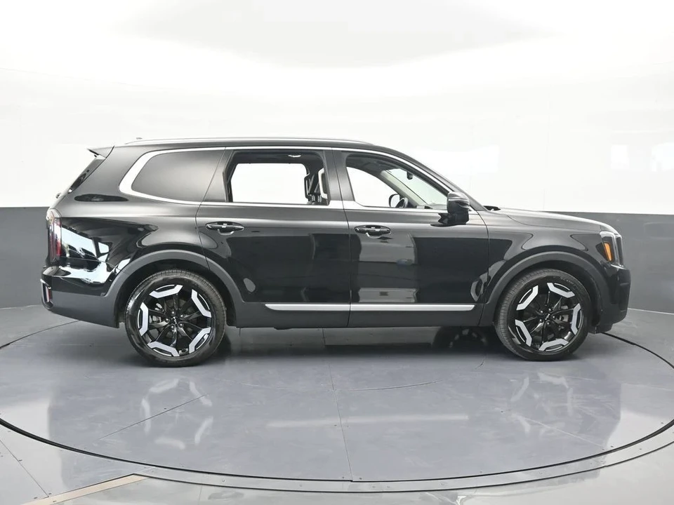 2024 Kia Telluride - Image 7 of 12
