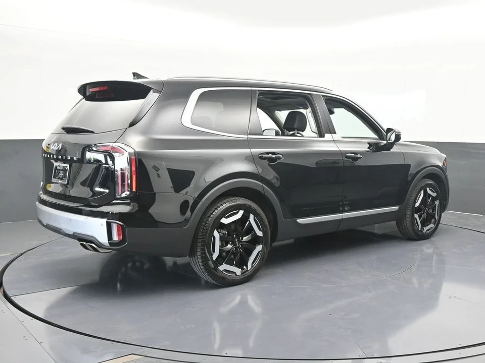 2024 Kia Telluride - Image 6 of 12