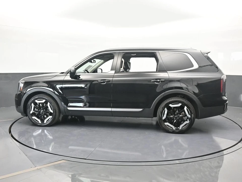 2024 Kia Telluride - Image 3 of 12