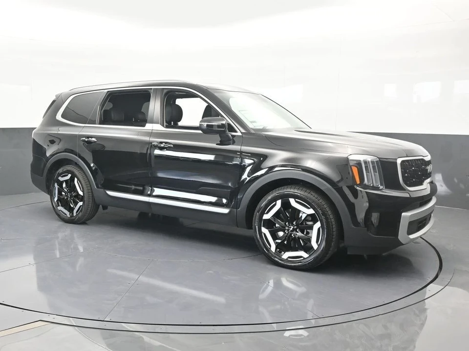 2024 Kia Telluride - Image 8 of 12