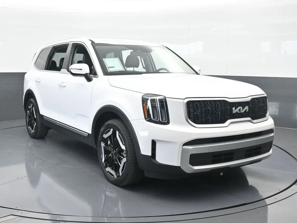 2024 Kia Telluride - Image 9 of 12