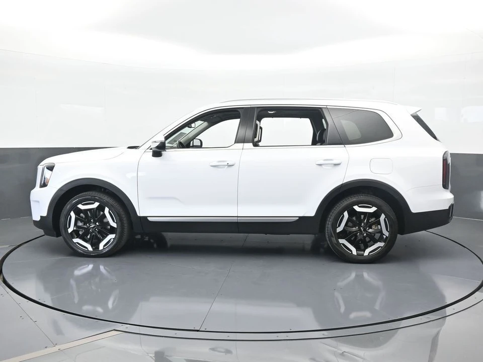 2024 Kia Telluride - Image 3 of 12