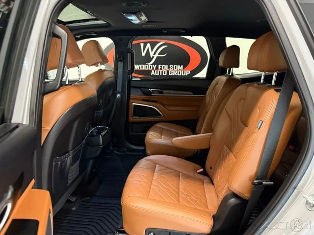 2024 Kia Telluride - Image 16 of 21