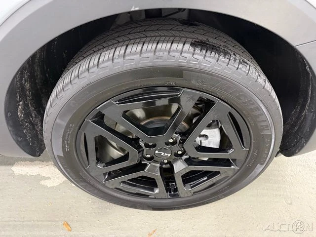2024 Kia Telluride - Image 4 of 21