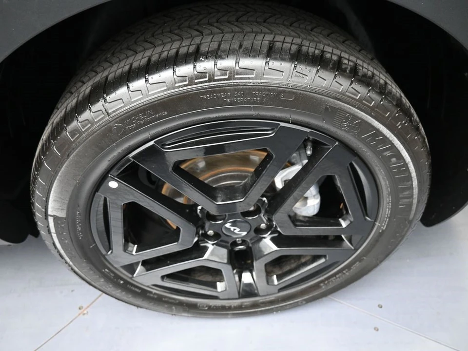 2024 Kia Telluride - Image 15 of 21