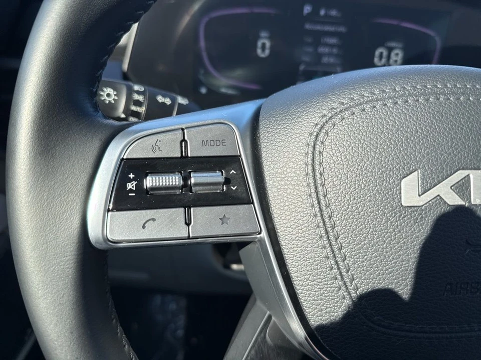 2024 Kia Telluride - Image 15 of 21