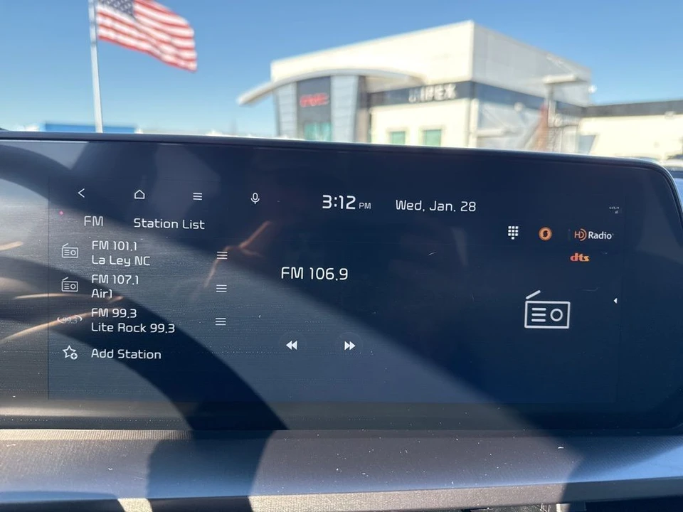 2024 Kia Telluride - Image 18 of 21