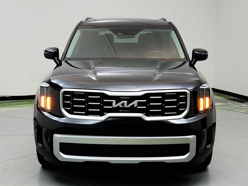 2024 Kia Telluride - Image 2 of 12