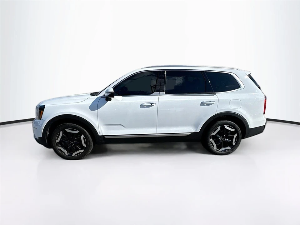 2024 Kia Telluride - Image 4 of 15