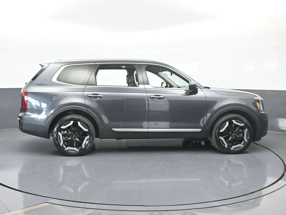 2024 Kia Telluride - Image 7 of 12